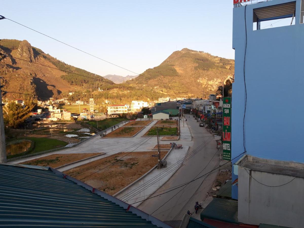 Nha Nghi T&T Hotell Dong Van  Exteriör bild