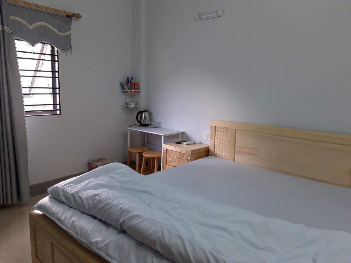 Nha Nghi T&T Hotell Dong Van  Exteriör bild